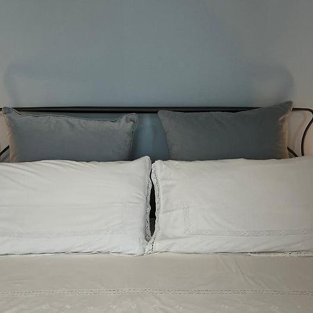 אגרופולי Musae Apartments מראה חיצוני תמונה