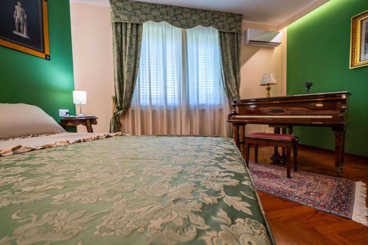 אגרופולי Musae Apartments מראה חיצוני תמונה