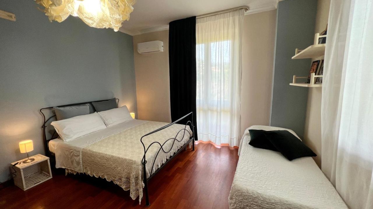 אגרופולי Musae Apartments מראה חיצוני תמונה